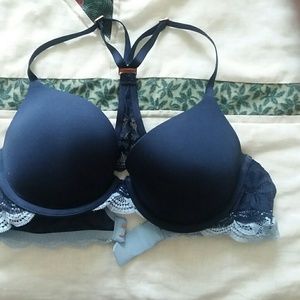 aerie razor back  bra size 36b